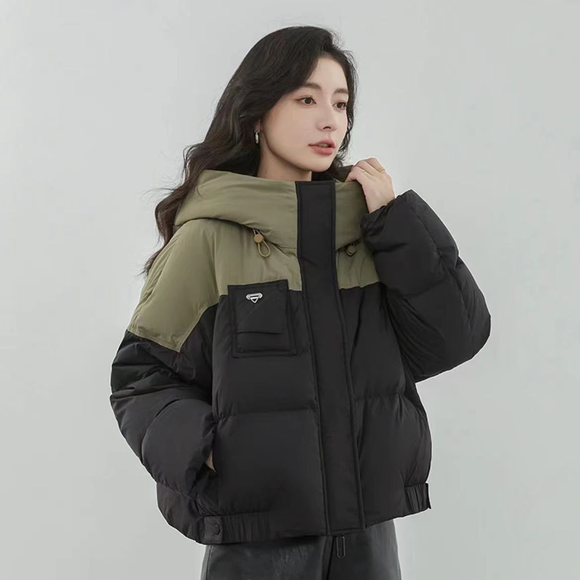 2023冬季新短款拼接连帽羽绒棉服女矮个子羽绒棉服宽松加厚外套潮