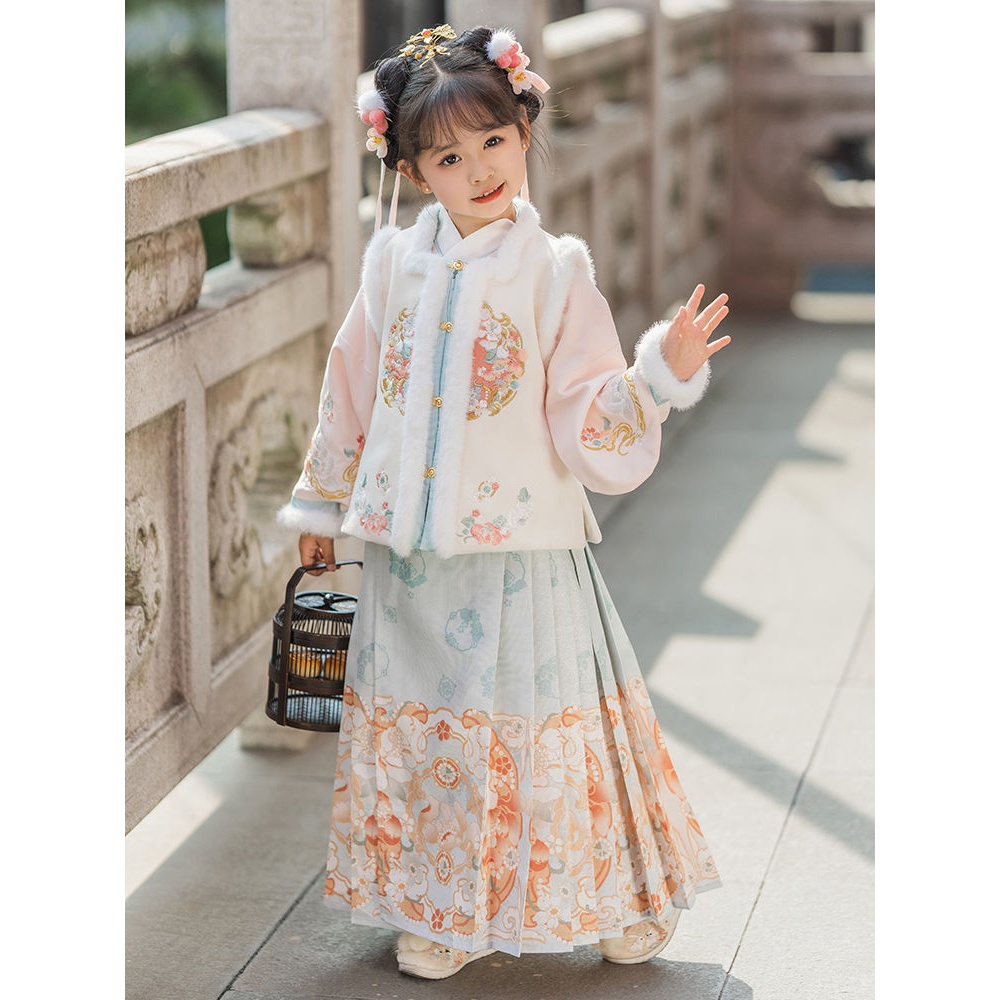 汉服冬款女童古装儿童拜年服宝宝唐装加厚2023新款古风马面裙冬季