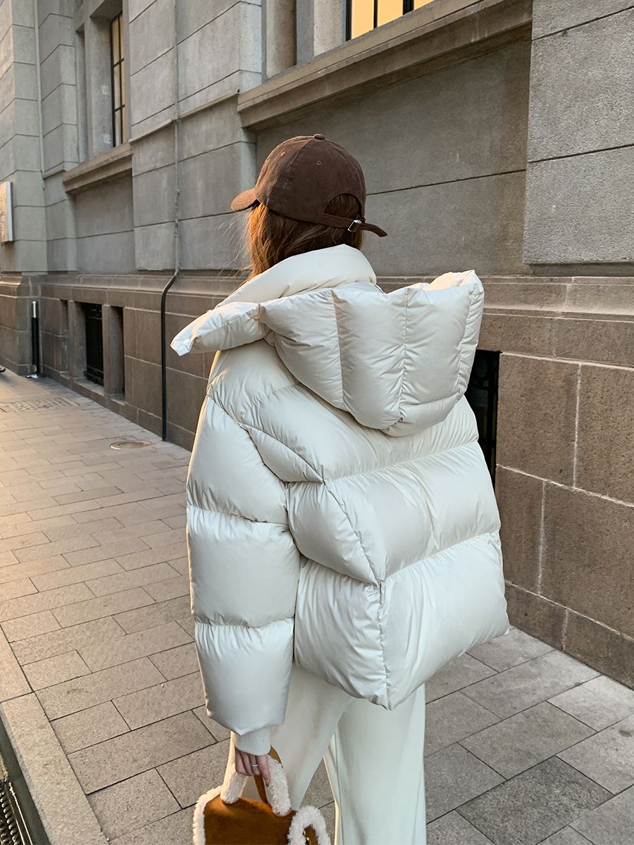 波司澄 2023冬季新款连帽羽绒服女韩版加厚宽松气质面包服白鸭绒