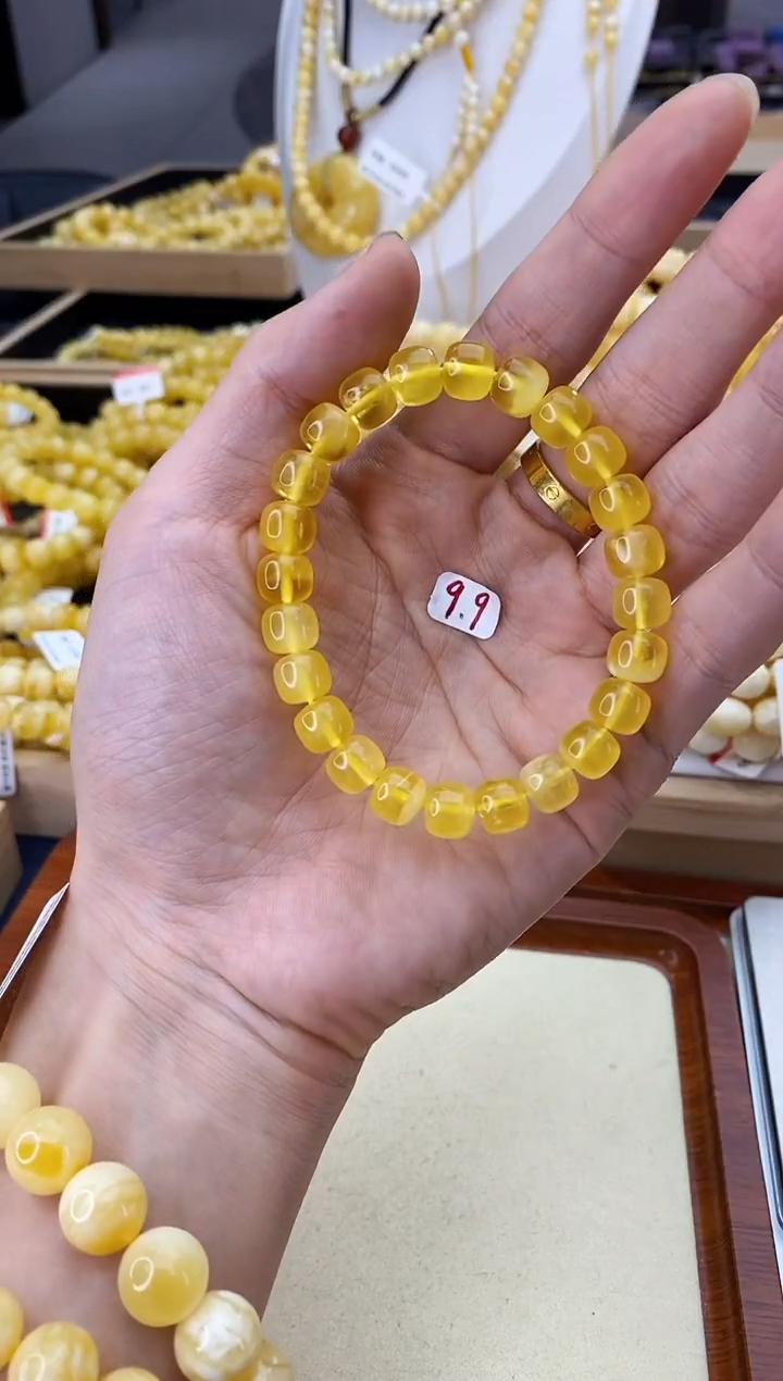 【闪购商品】琥珀裸石未镶嵌福利手串【多样性发货】285