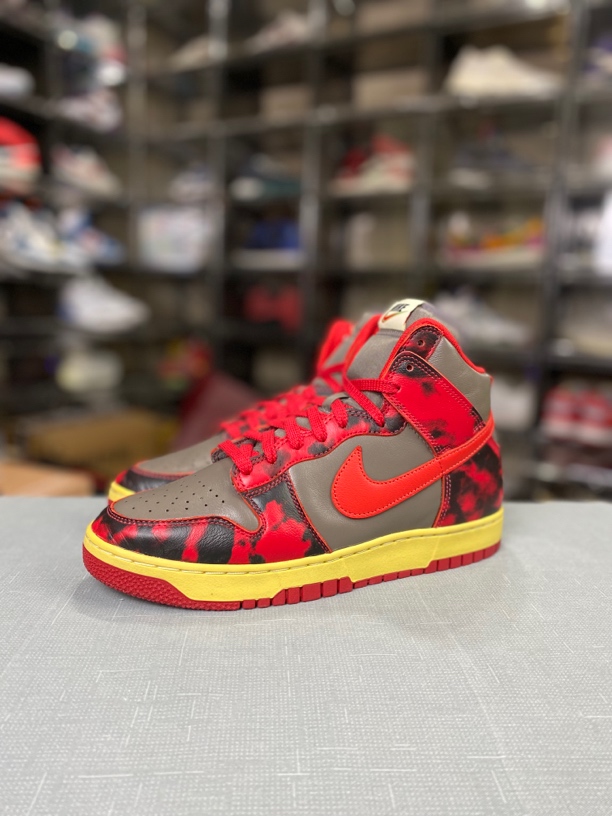 dunk1985灰红高帮休闲鞋/42.5/已精洗/原盒/全新参考价499