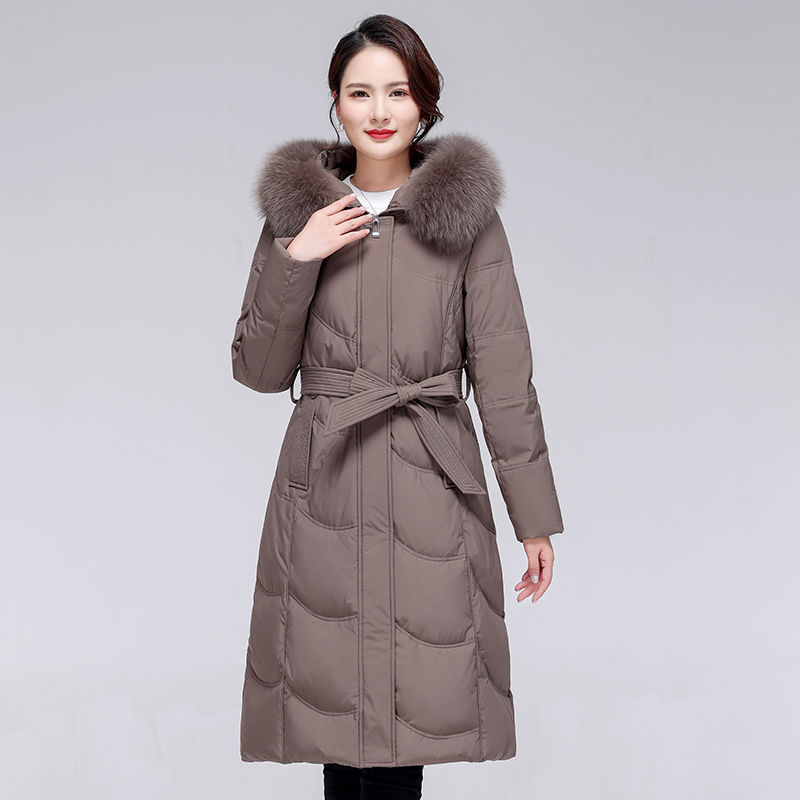 雅鹿2023收腰羽绒服女冬季新款中长款中老年女装修身显瘦加厚大码