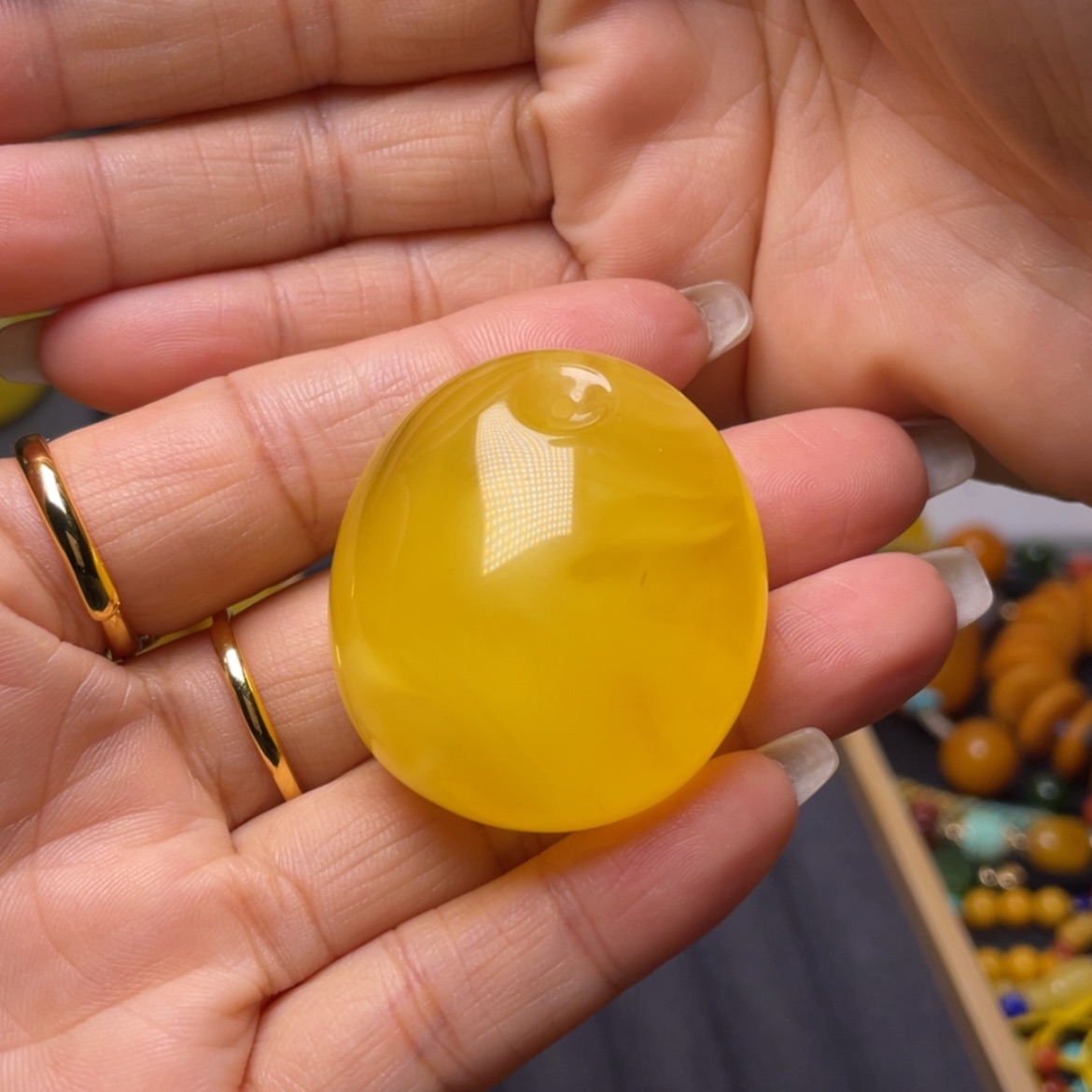 【闪购商品】蜜蜡颈饰未镶嵌王*