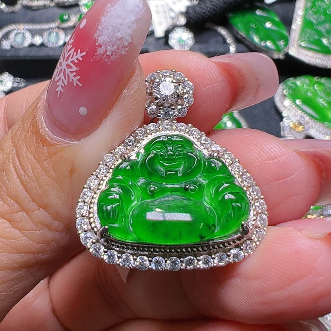 【闪购商品】翡翠吊坠(赠链)银S925镶嵌