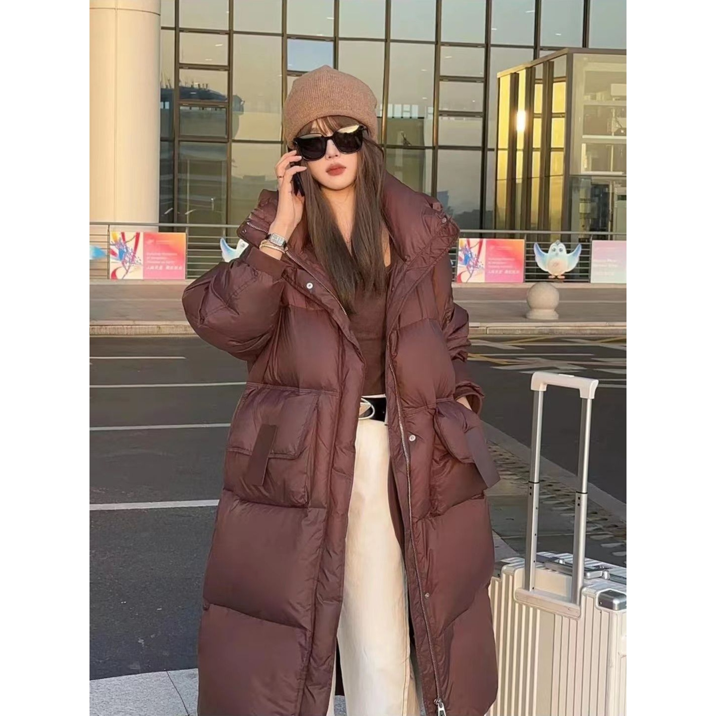 波司澄加厚加长连帽过膝羽绒服女2023冬季韩版宽松显瘦外套保暖面