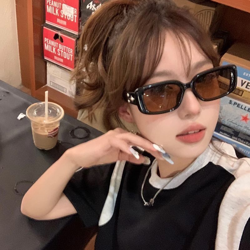 韩版方形GM新品圆脸墨镜女潮大脸显脸小凹造型高级感遮阳太阳镜男