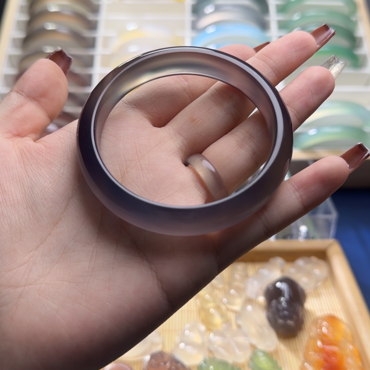 【闪购商品】玛瑙/玉髓手镯未镶嵌w****.