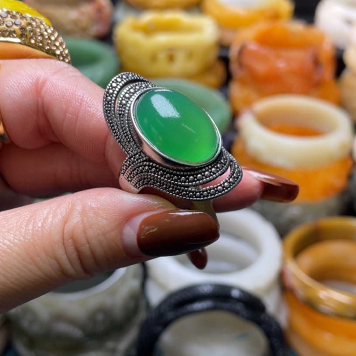 【闪购商品】石英质玉手镯（圆镯）未镶嵌