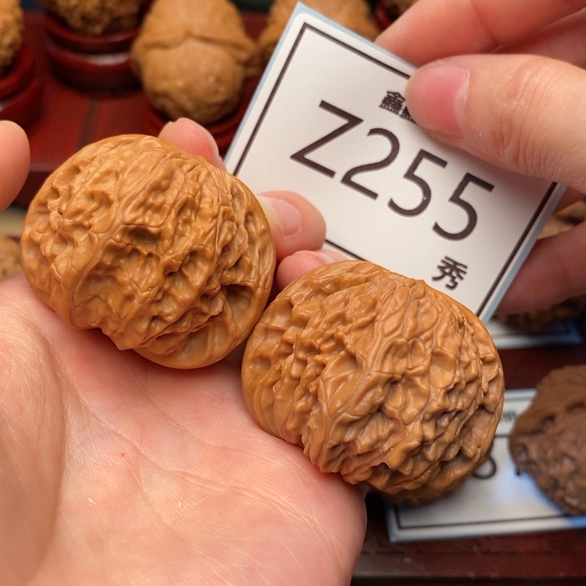【闪购商品】文玩核桃把件山地正磨41