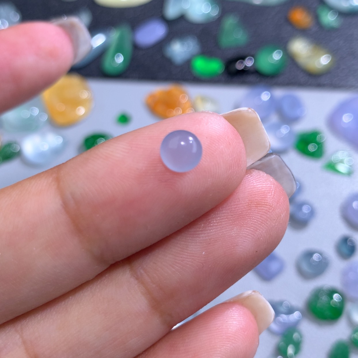 【闪购商品】翡翠颈饰未镶嵌髙*態