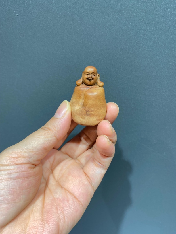 木制根雕摆件印尼檀香小弥勒手把件