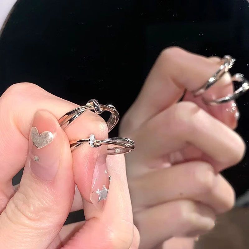 铜合金亚克力戒指 莫比乌斯环情侣戒指ins潮对戒小众设计感高级轻