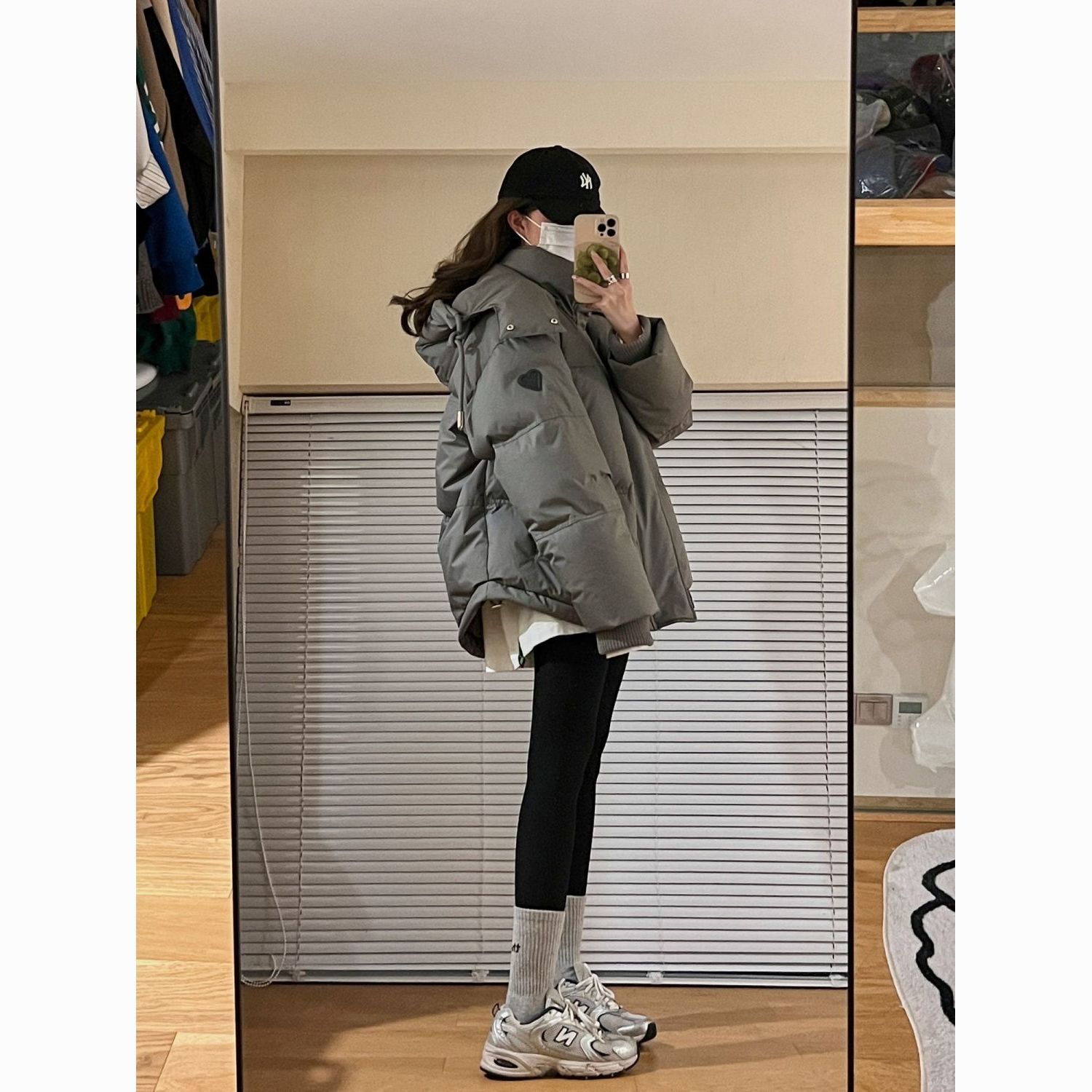 波司澄羽绒服灰色爱心短款羽绒棉服2023年新款男女情侣加厚小众设