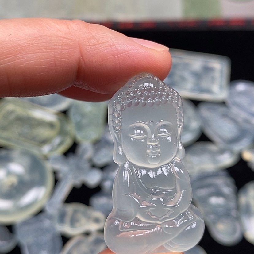【闪购商品】岫玉颈饰未镶嵌品*
