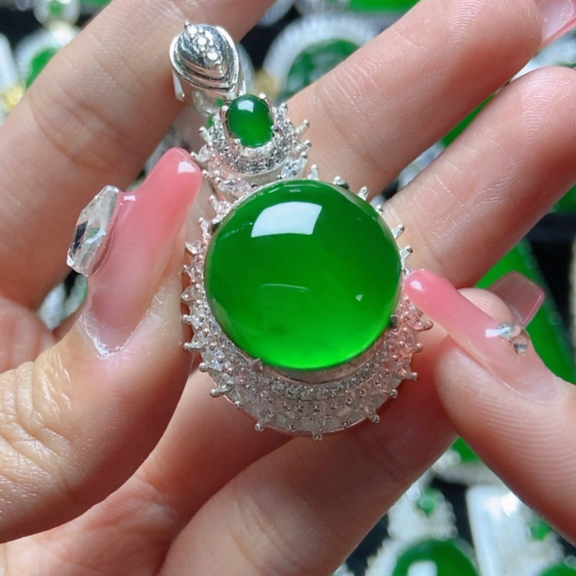 【闪购商品】翡翠吊坠未镶嵌丽*16809