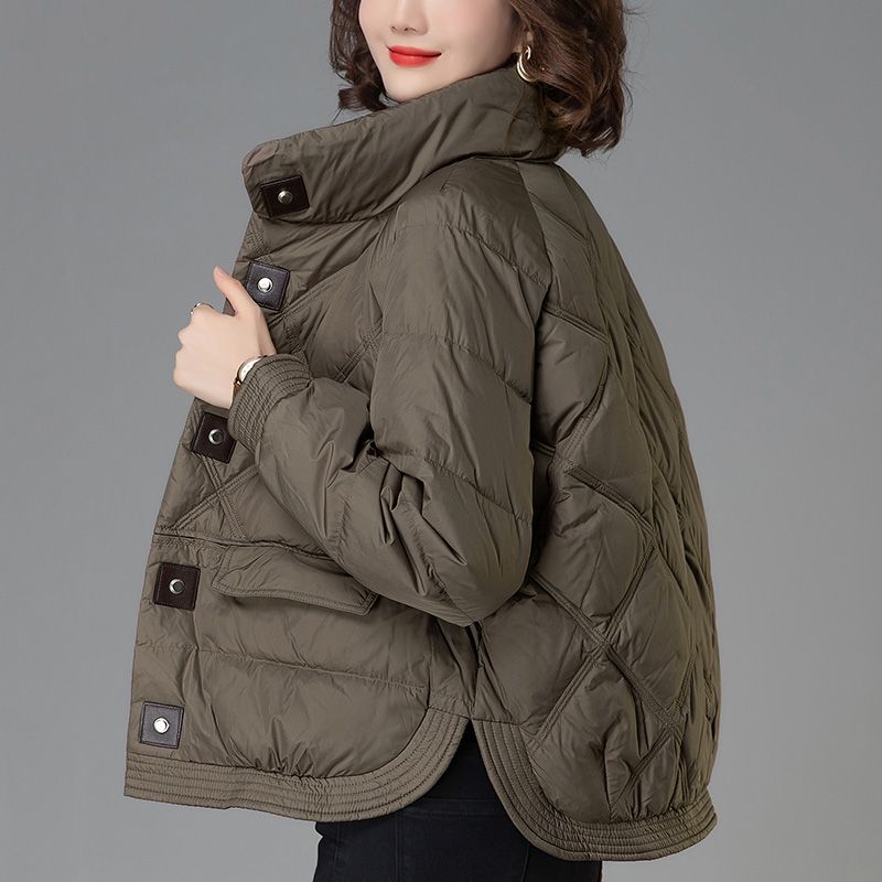 雪中飞短款羽绒服女2023年冬季新款设计感小众小个子妈妈时