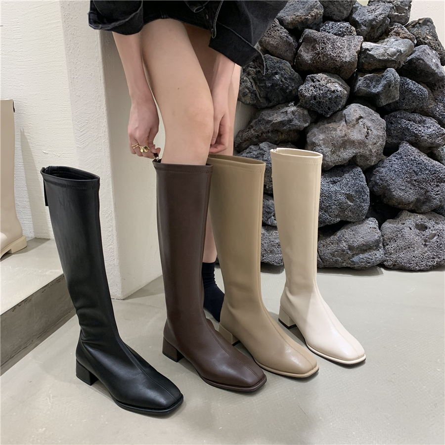 红蜻蜓牌小个子不过膝长靴女2023新款粗跟加绒方头长筒靴奶茶色中