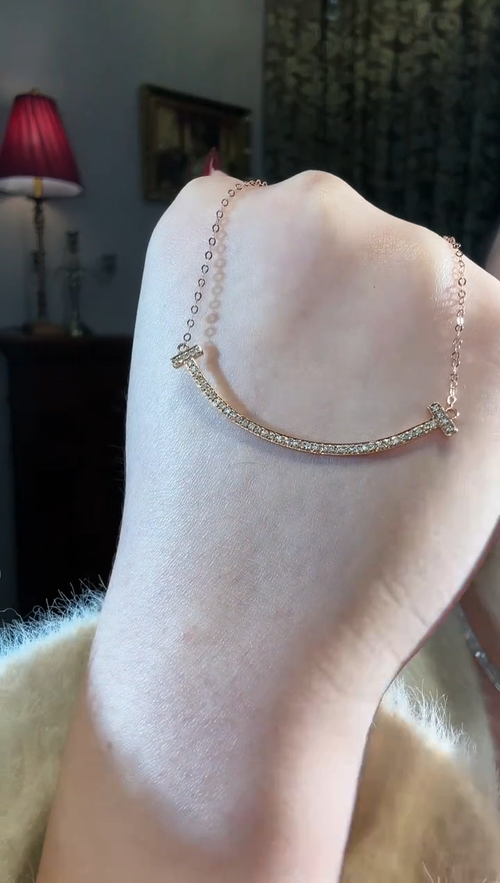 【闪购商品】钻石项链18K金镶嵌玫瑰金微笑