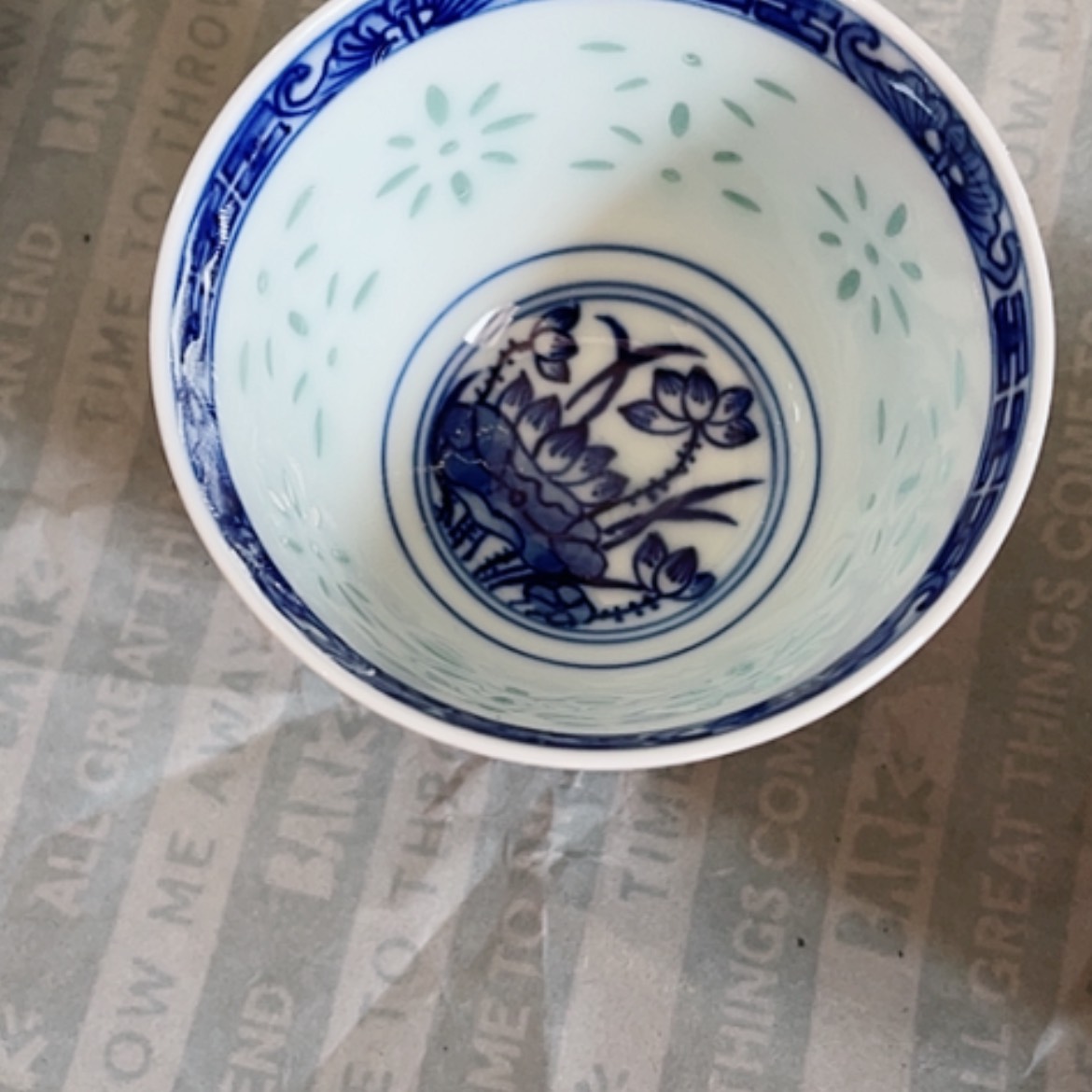 【闪购商品】瓷碗耳**人