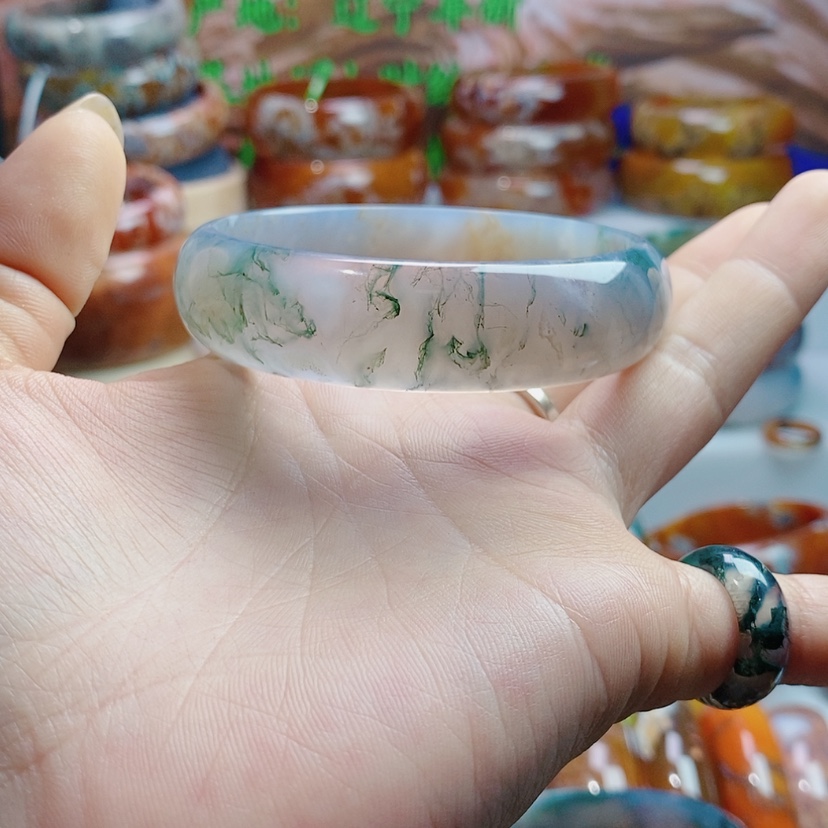【闪购商品】玛瑙/玉髓手镯未镶嵌择***老