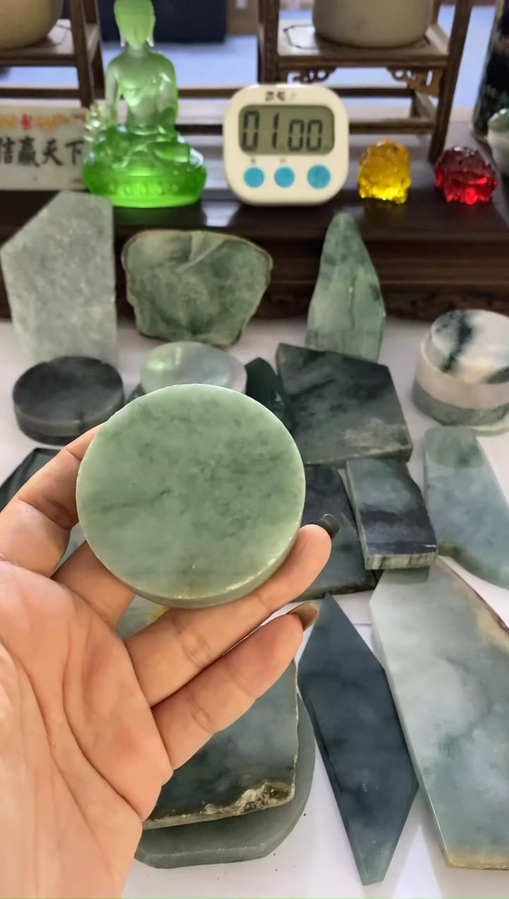 【闪购商品】定制翡翠未镶嵌翡翠