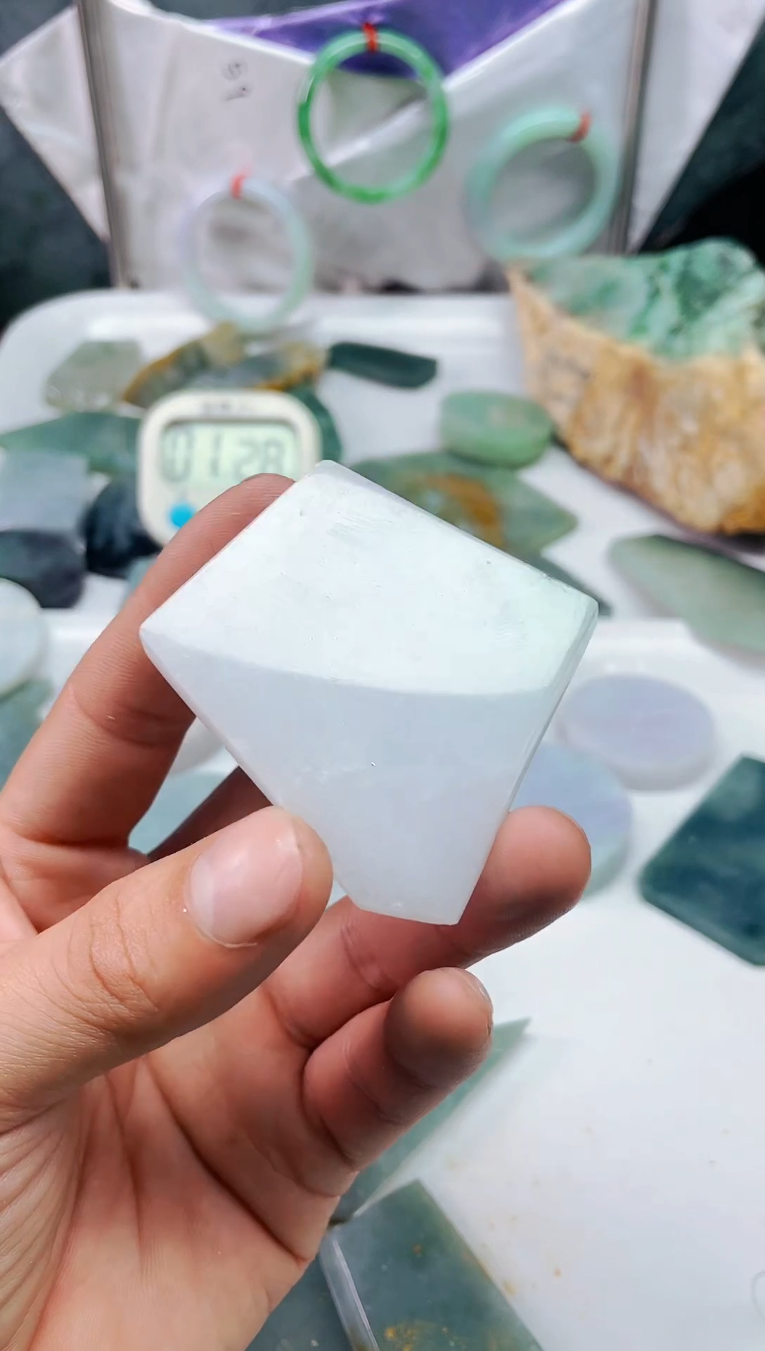 【闪购商品】翡翠颈饰未镶嵌翡翠