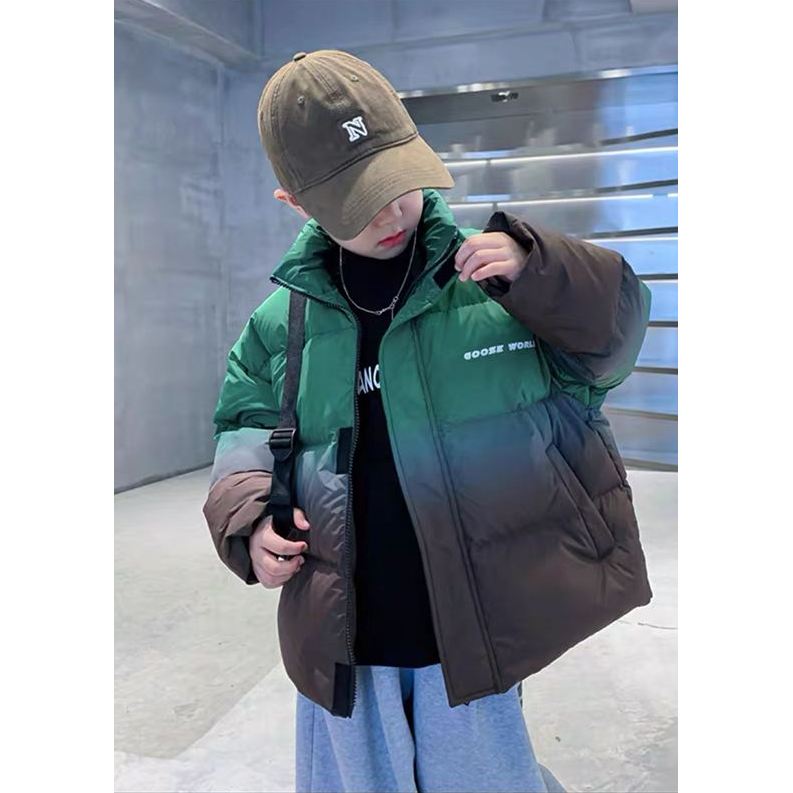 男童连帽渐变2023新款儿童羽绒服短款中大童加厚炸街冬季洋气