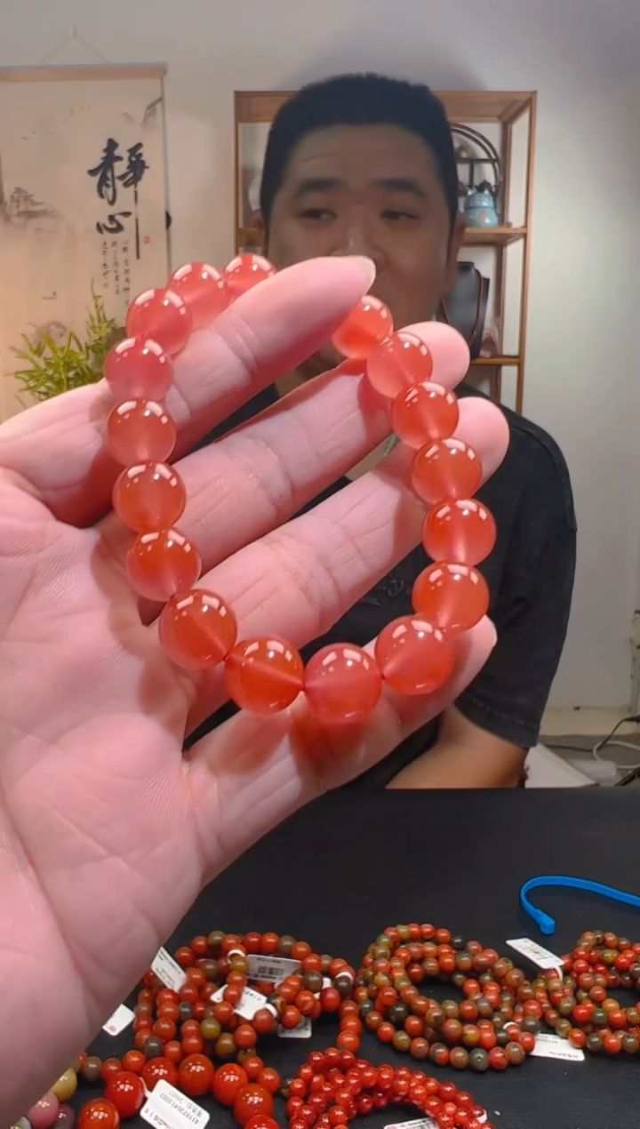【闪购商品】南红玛瑙单圈手串未镶嵌一条约10mm 多样性发货      7