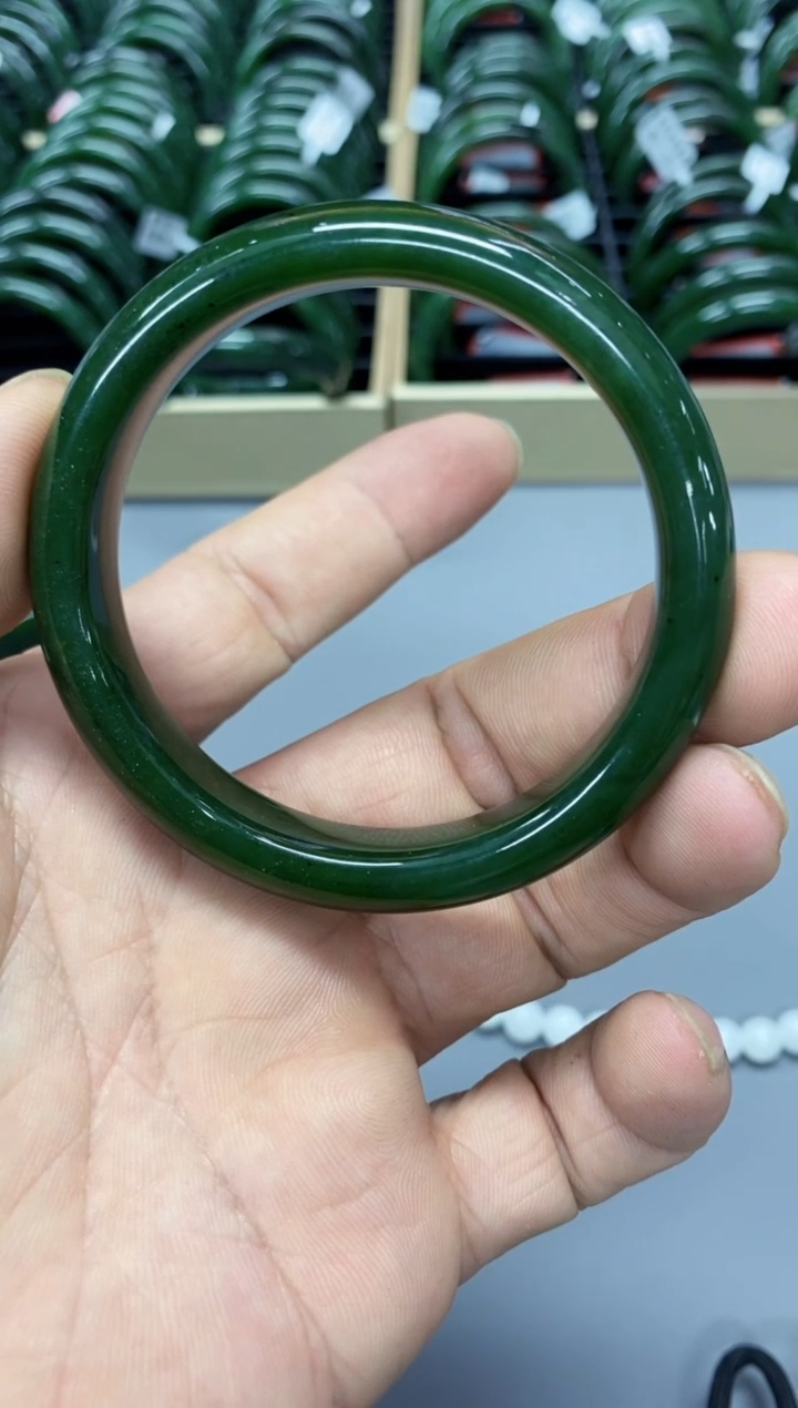 【闪购商品】和田玉手镯未镶嵌SZ55  58.8